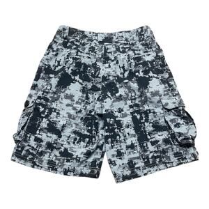 Under Armour Boys Digital Camouflage Cargo Shorts Youth Medium Black & Gray
